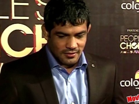 Olympic 2012 Winner Sushil Kumar @ People's Choice Awards India 2012 !