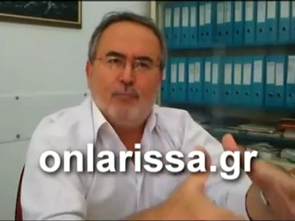 "Πήραν" τη σημαία από Aλβανίδα μαθήτρια υπό το φόβο επεισοδίων!