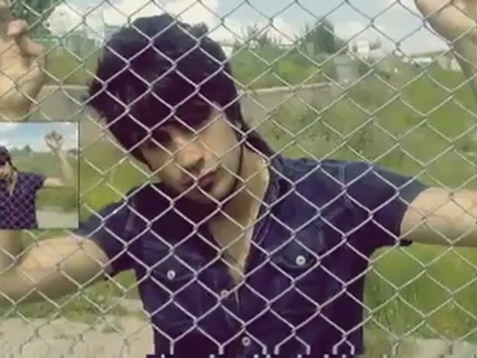WWW.SESLİANLA.COM SESLİANLA SESLİANLA.COM  Arsız Bela - Bir Yanımda Sen 2012 - YouTube