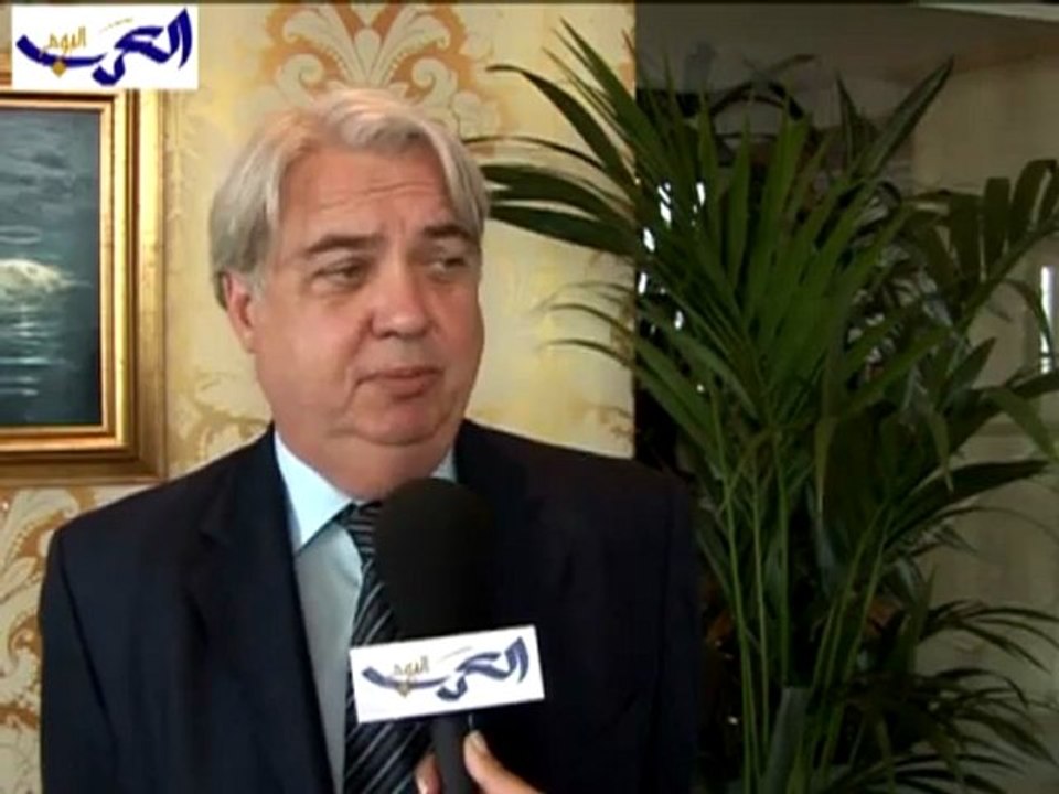 مقابلة مع هيو لاننج رئيس حملة التضامن مع فلسطين