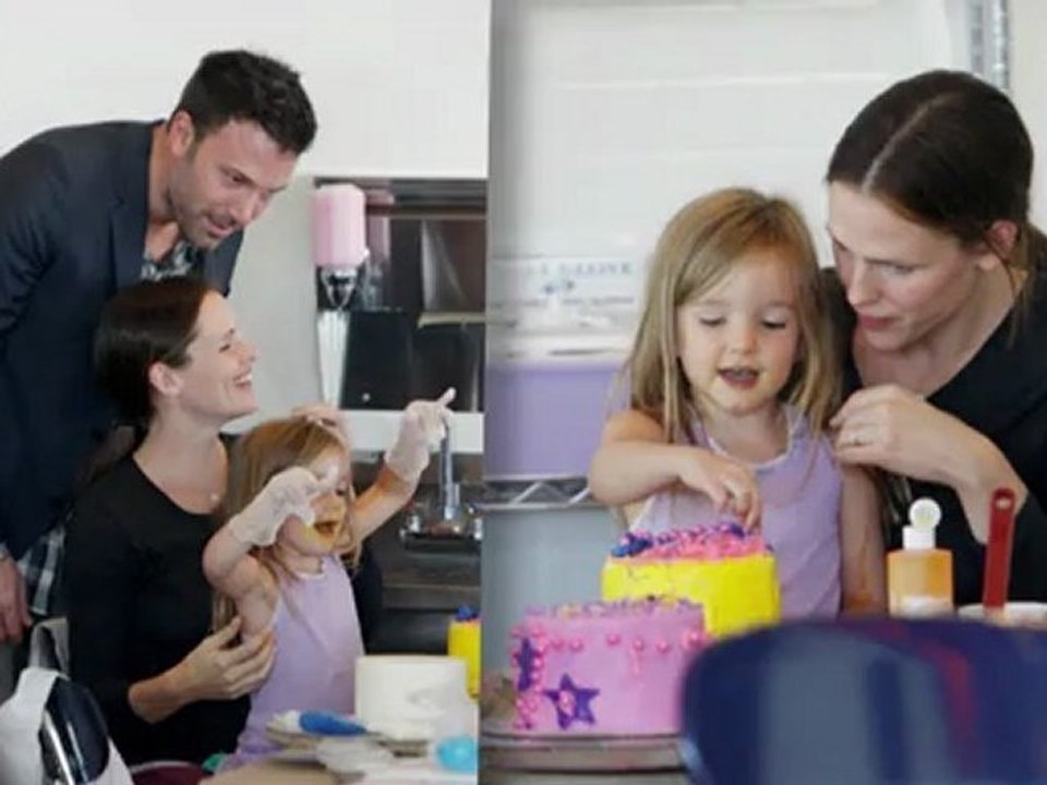 Ben Affleck und Jennifer Garner beim Kuchen backen