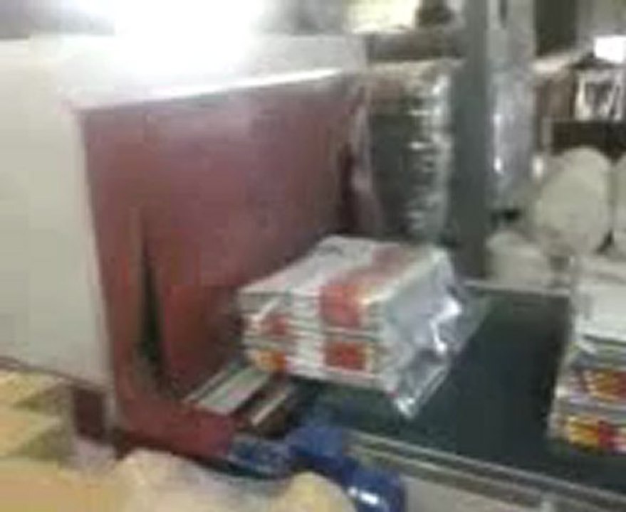 onden beslemeli otomatik shrink makinesi
