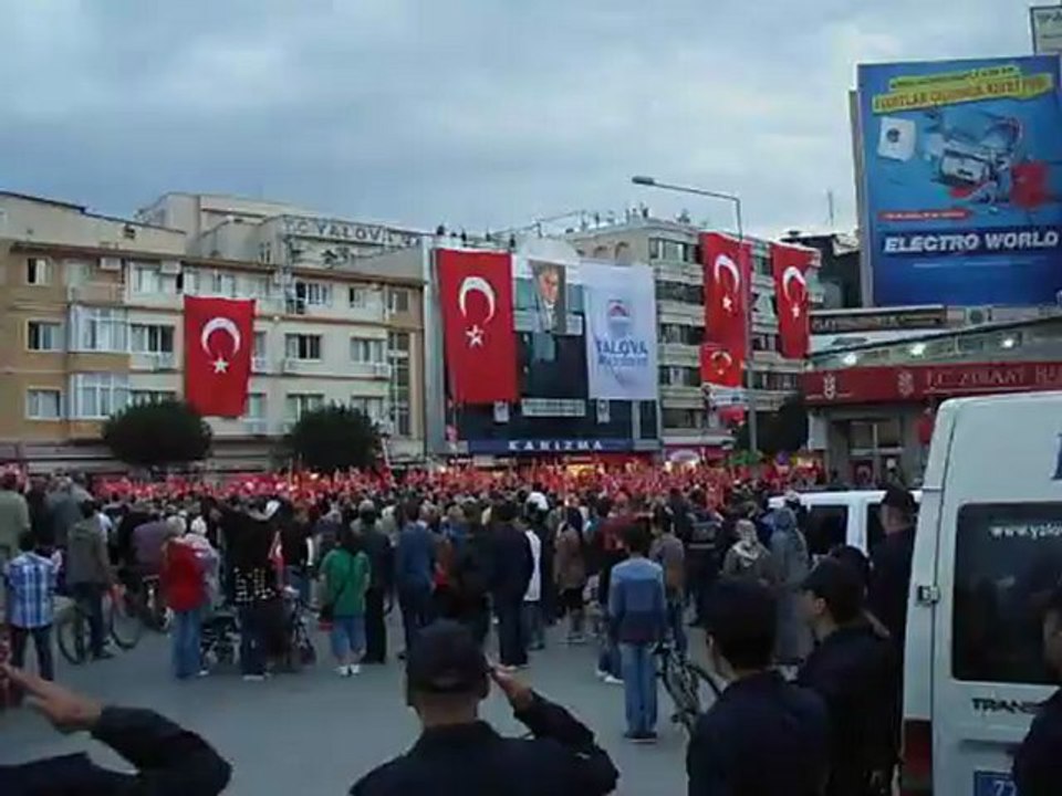 Yalovada Cumhuriyet Bayramı İstiklal Marşı