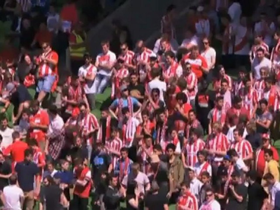 A-League: Freistoß-Hammer hilft Mariners