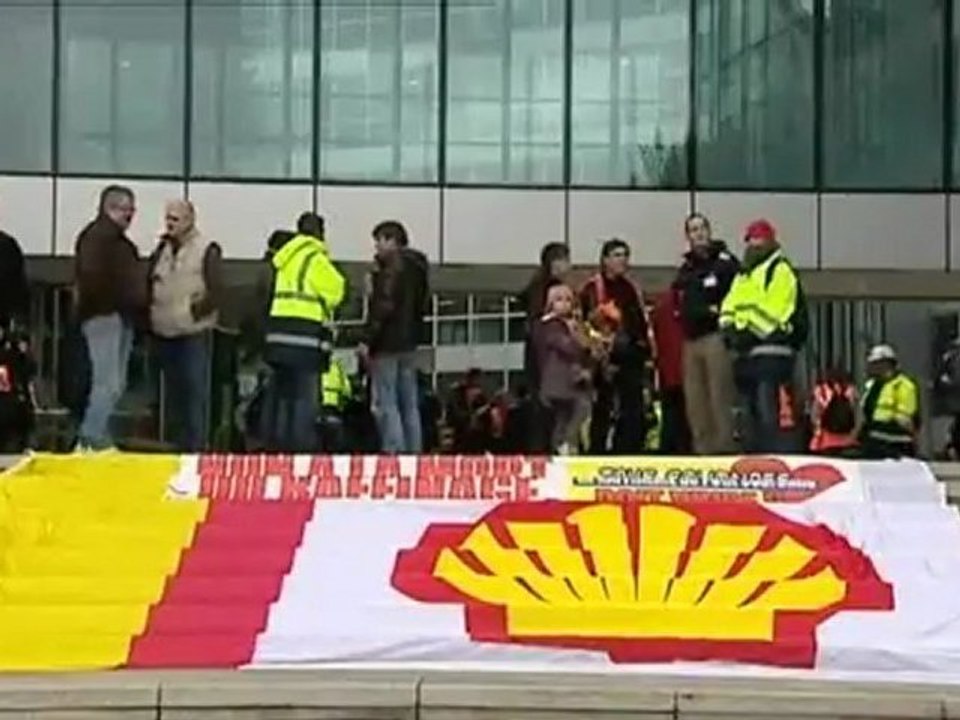 Les salariés de Petroplus à Paris