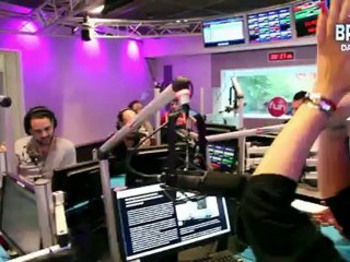 Aurélien gagne son voyage à Londres dans "Le Jeu de la Bombe"