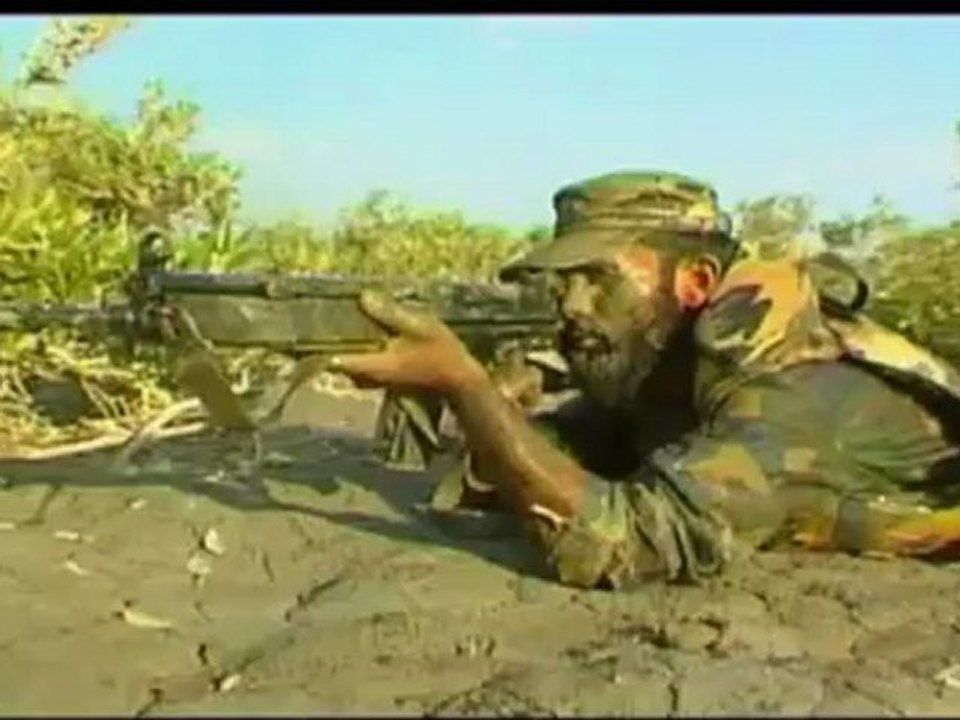 Hum Bardhty Jaain Gye - Pakistan Army Song