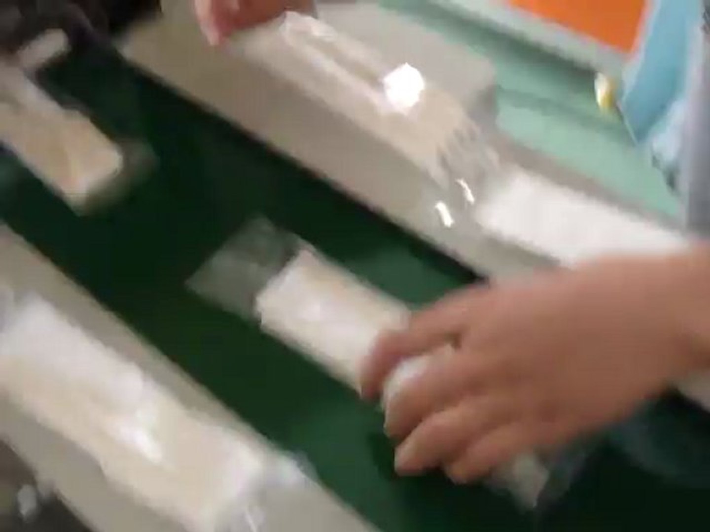 automatic silverware wrapping machine - video Dailymotion