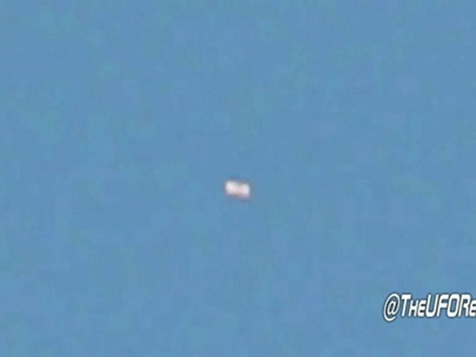 Daytime UFO - Osan, South Korea - 4 October 2012