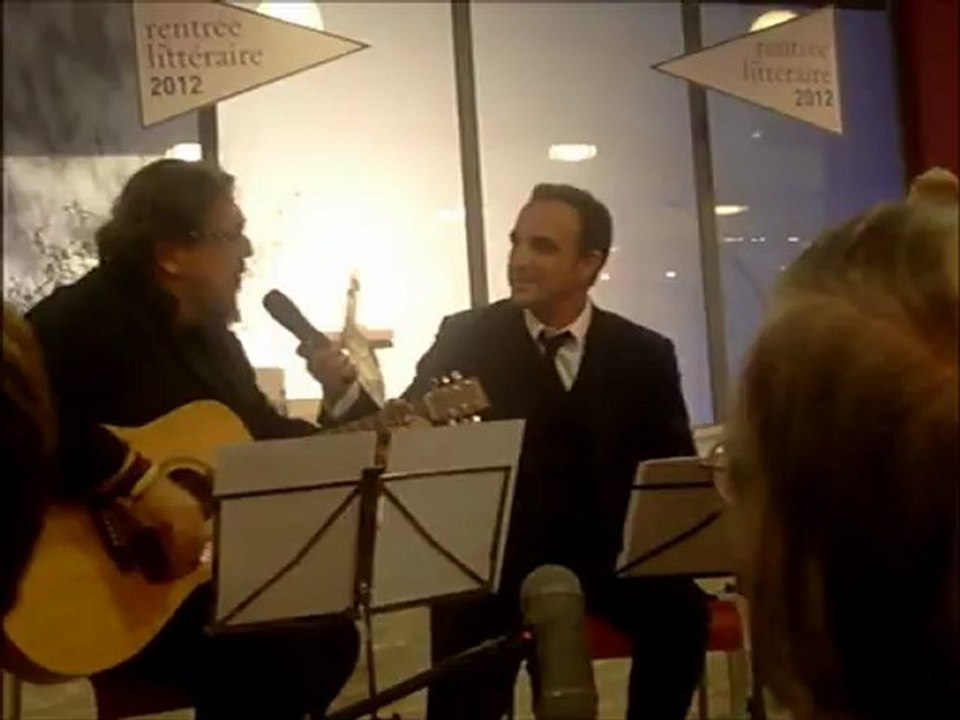 Show case de Lavrentis Maxairitsas avec Salvatore Adamo , Nikos Aliagas