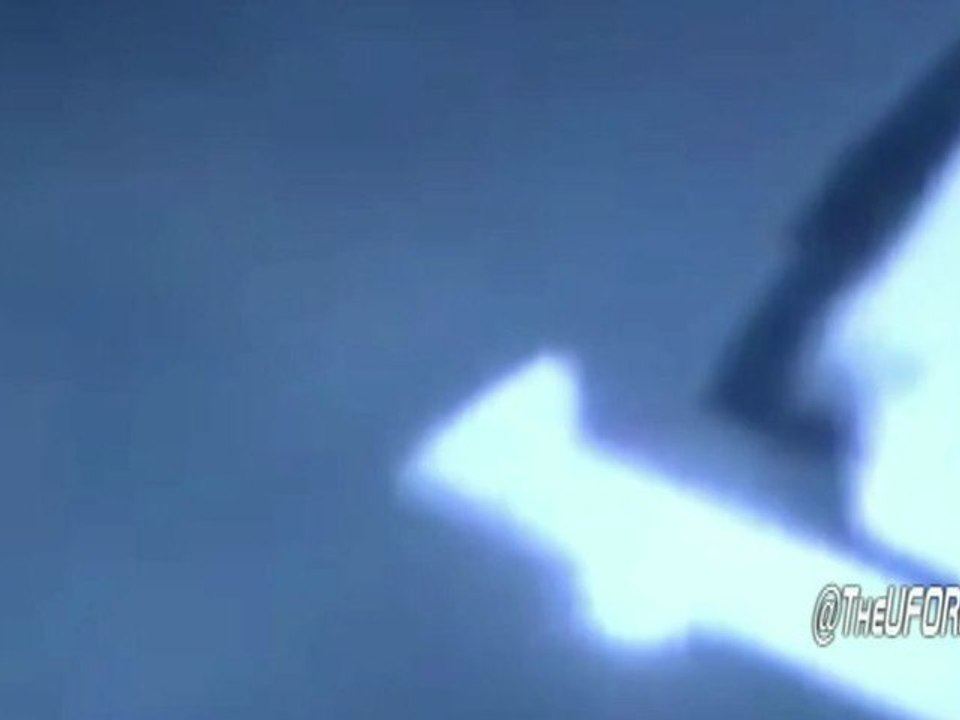 Huge disc UFO - Santa Maria, Brazil - 15 September 2012