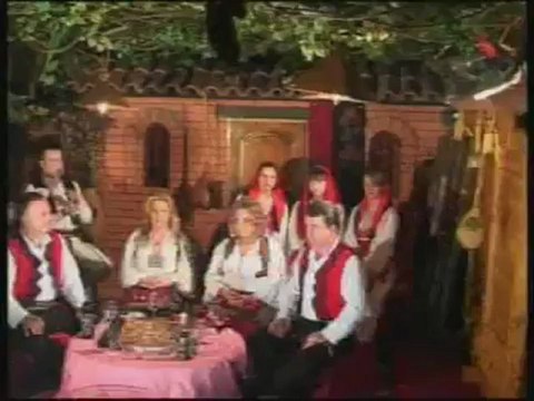 VLL.KRASNIQI&NAZIFE BUNJAKU&SHQIPE KASTRATI_qka ki qik qe je merzit.wmv