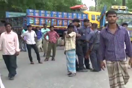 Arakanlı Müslümanların göç yolu tutuldu