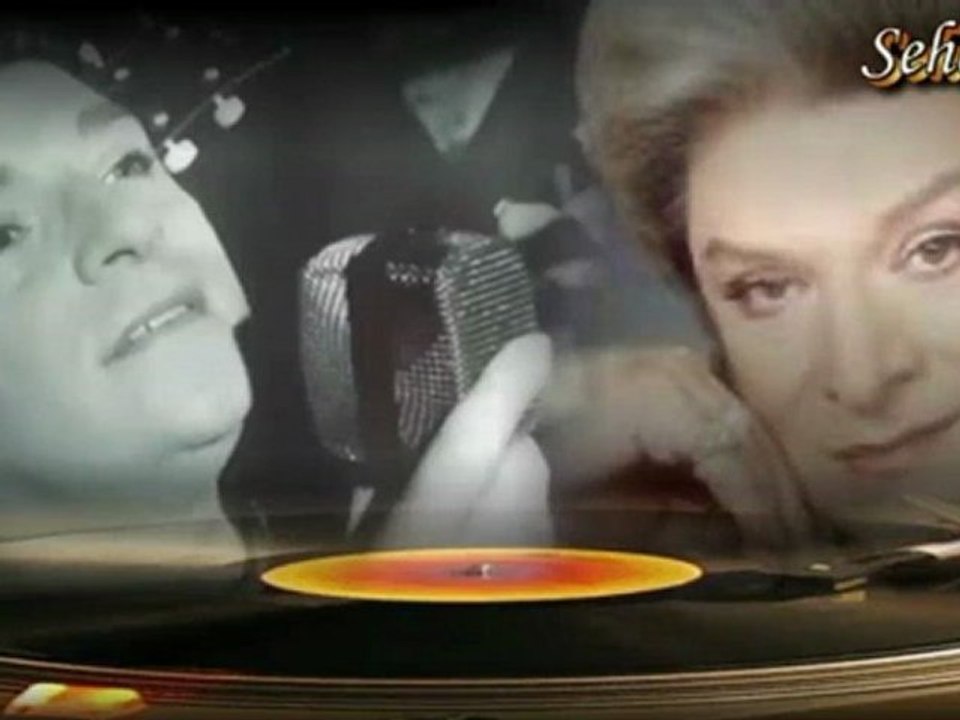 Zeki Müren ♪♪♪ Viraneye Dönmüş Gönlümde  Mec-al Kalmadı