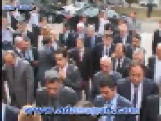 Kalkınma Bakanını protesto etmek isteyen 4 öğrenci gözaltına alındı