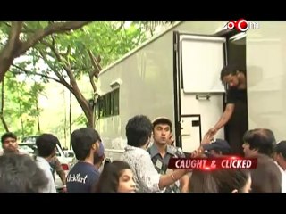 No professional war between Ajay & Shahrukh, Gul Panag at an event, & more news