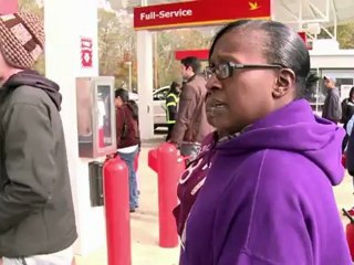 Tempête Sandy: queue interminable aux stations services