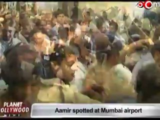 Aamir returns from Hajj with hiis family