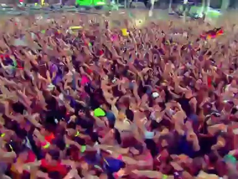 Fedde Le Grand & Nicky Romero ft Matthew Koma - Sparks (Turn off your Mind) (Official Video)