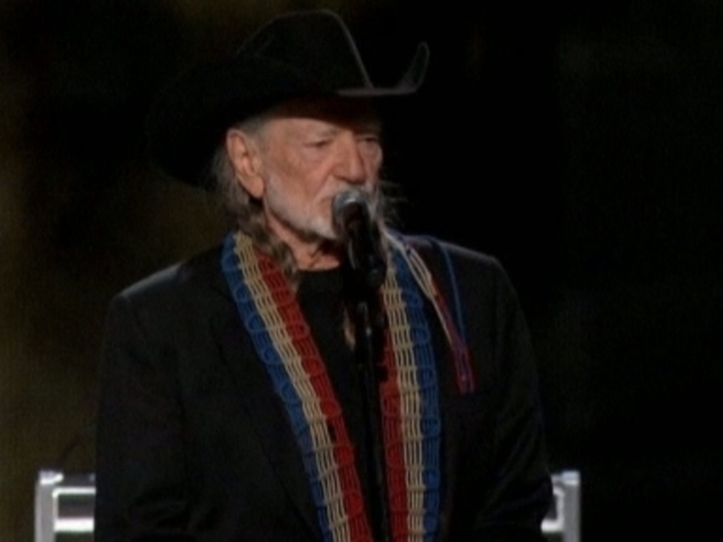 ⁣Wille Nelson honoured at Country Music Association Awards