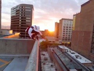 Assassin's Creed se met au Parkour en vrai - TconouKoi