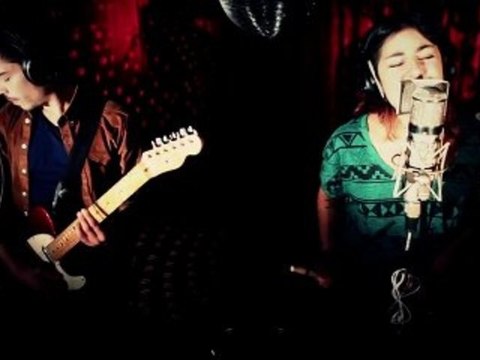 Lilly Wood & The Prick - Middle Of The Night [DEEZER SESSION]