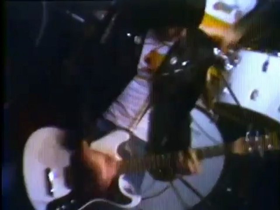 THE RAMONES - Sheena is a punk rocker