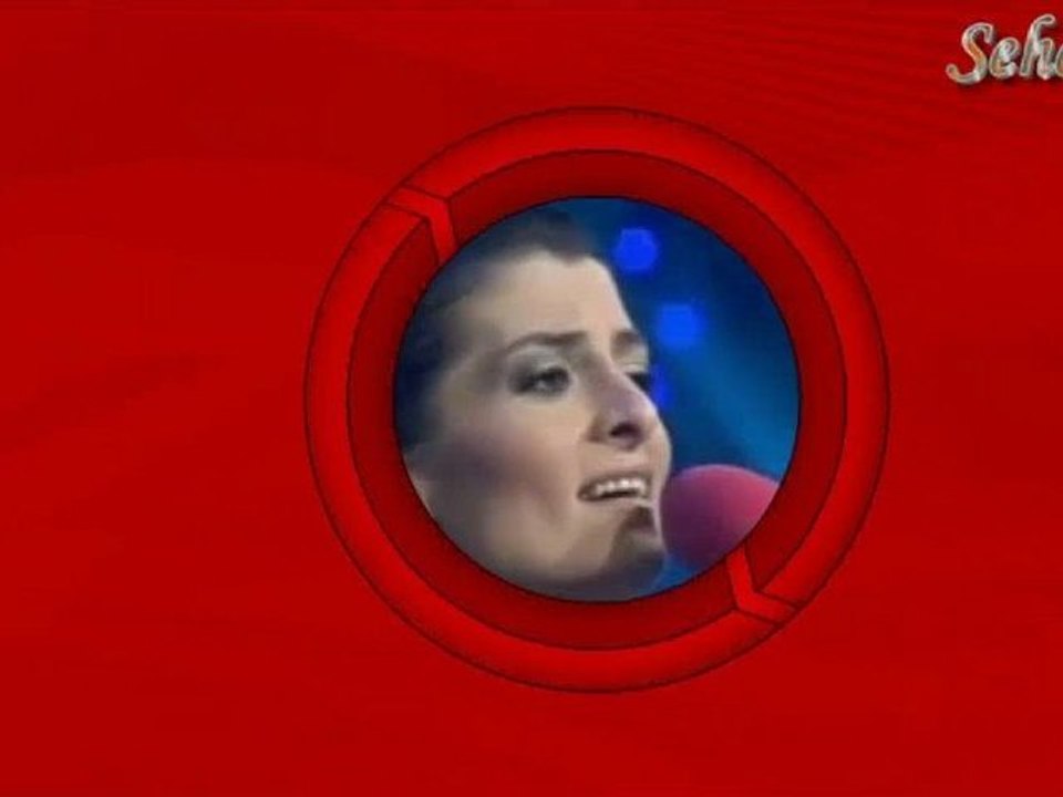 Gül Göre Yazıcı ♪♪♪ Gözümde işve-nümadır hayal-i bi-bedeli