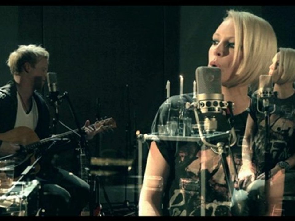 Cosmic Gate & Emma Hewitt-calm down(Omnia remix)