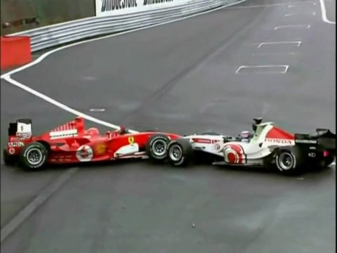 Sato and Schumacher Crash in Belgium 2005