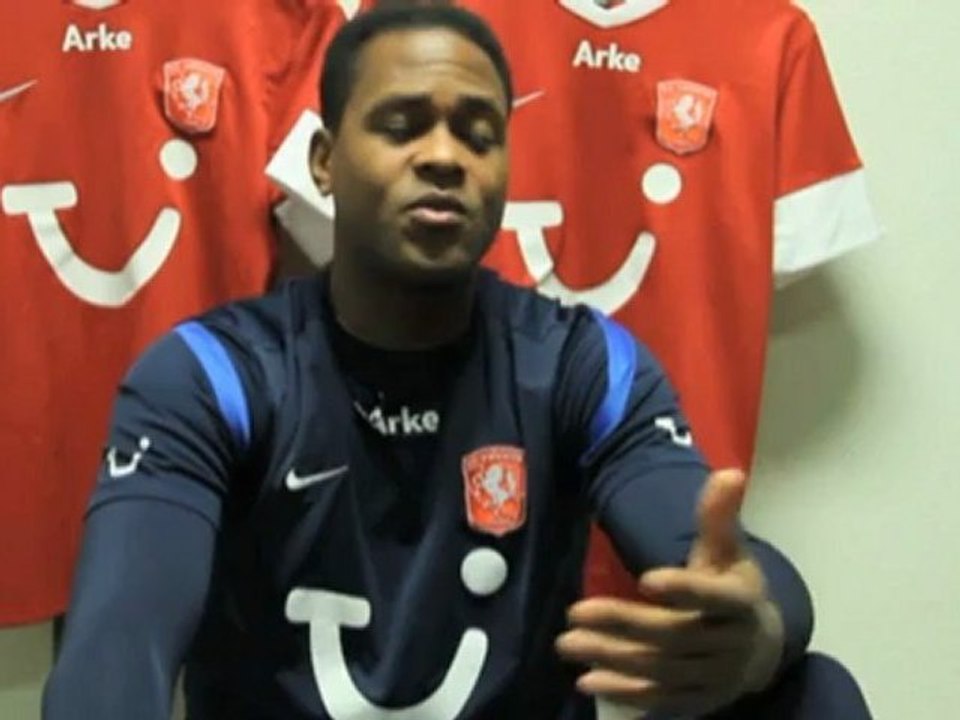 Kluivert: “rassisten haben kein herz“
