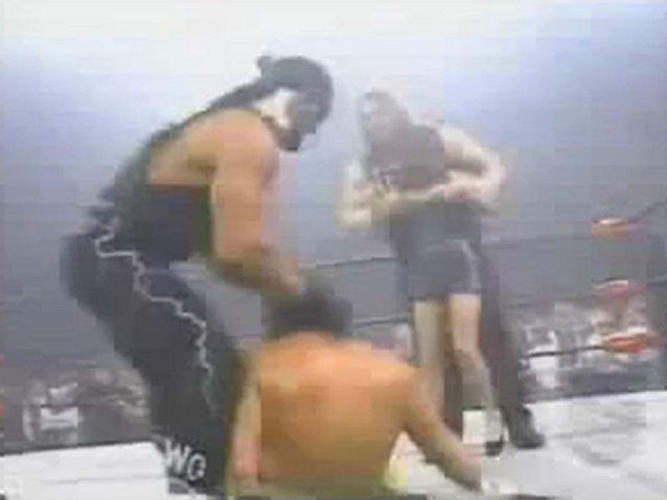 nwo attack savage and flair Video