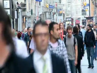 İNSAN VE KÖR BİR ATEŞ