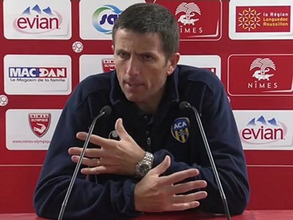 Conférence de presse Nîmes Olympique - AC Arles Avignon : Victor ZVUNKA (NIMES) - Thierry LAUREY (ACA) - saison 2012/2013