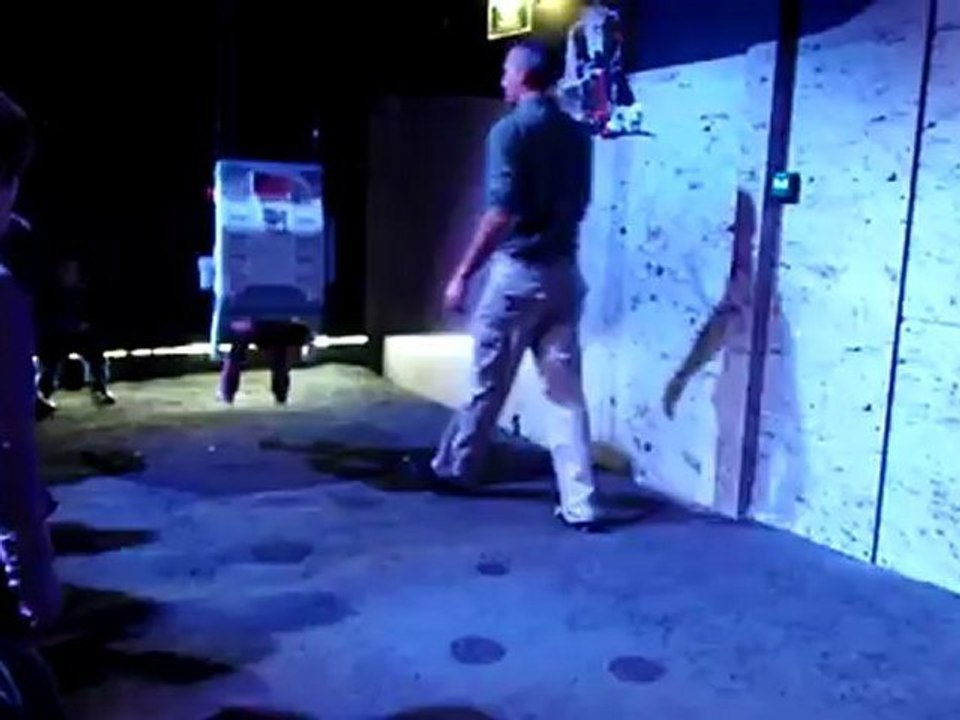 cité de l espace  khloé en astronaute