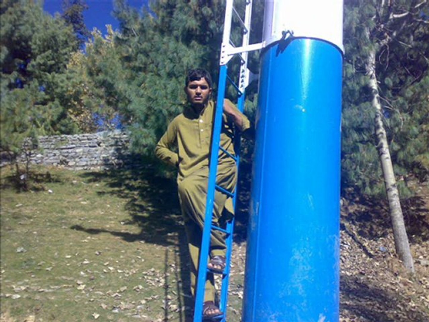pushto songs my nanme is khan