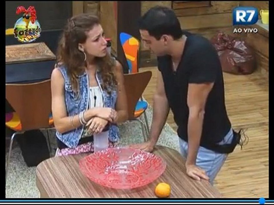 Carril consolando Claudia pos formaçao  roça pt2