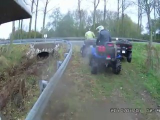 chemin détrempé en kvf 360 , trailboss , grizzounours