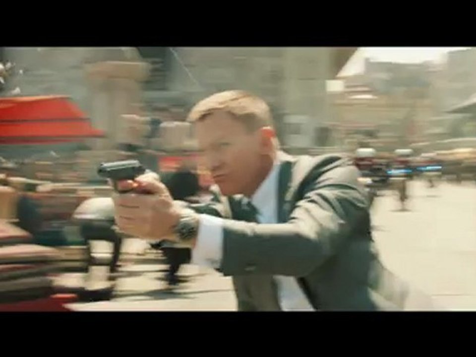 SKYFALL - Royal World Premiere Live on YouTube and Google+ on October 23 - At Cinemas October 26