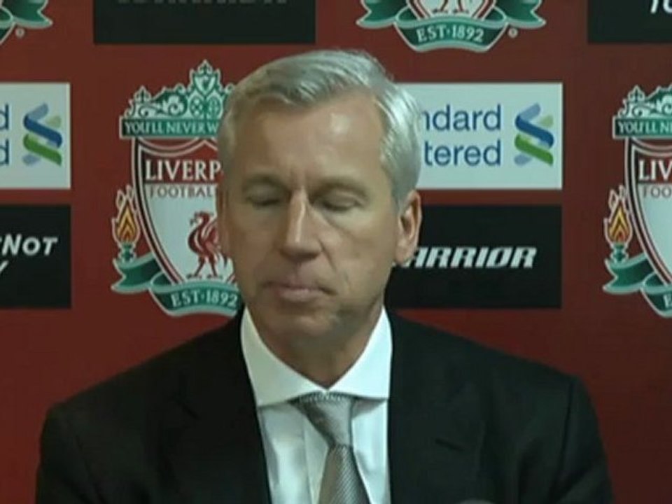 Pardew hat 'ein viel kleineres Team' als vorher