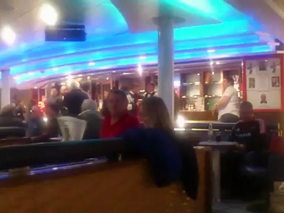 Ambiance la croisière s'amuse à bord du Pont-Aven