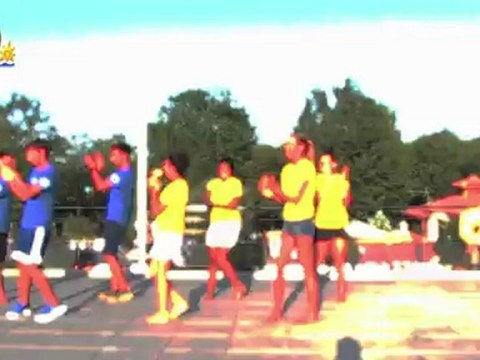 Camping Les Sablons: Danse du soleil!