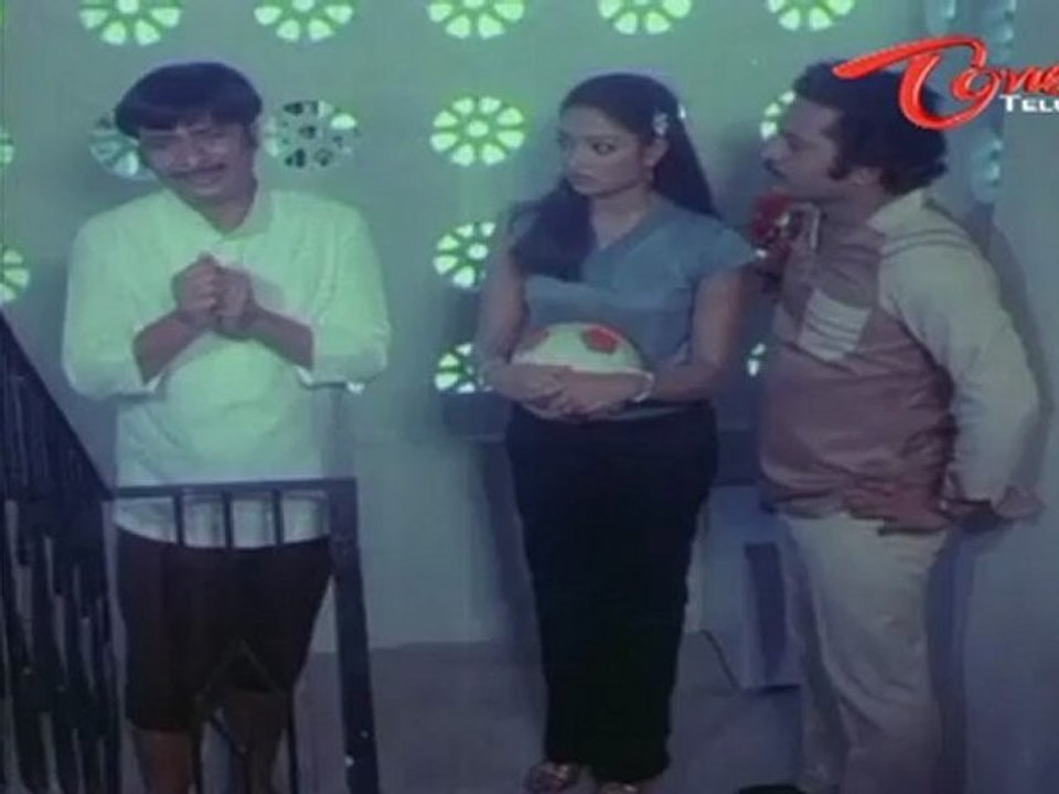 Telugu Comedy Scene Between Chandra Mohan - Aruna