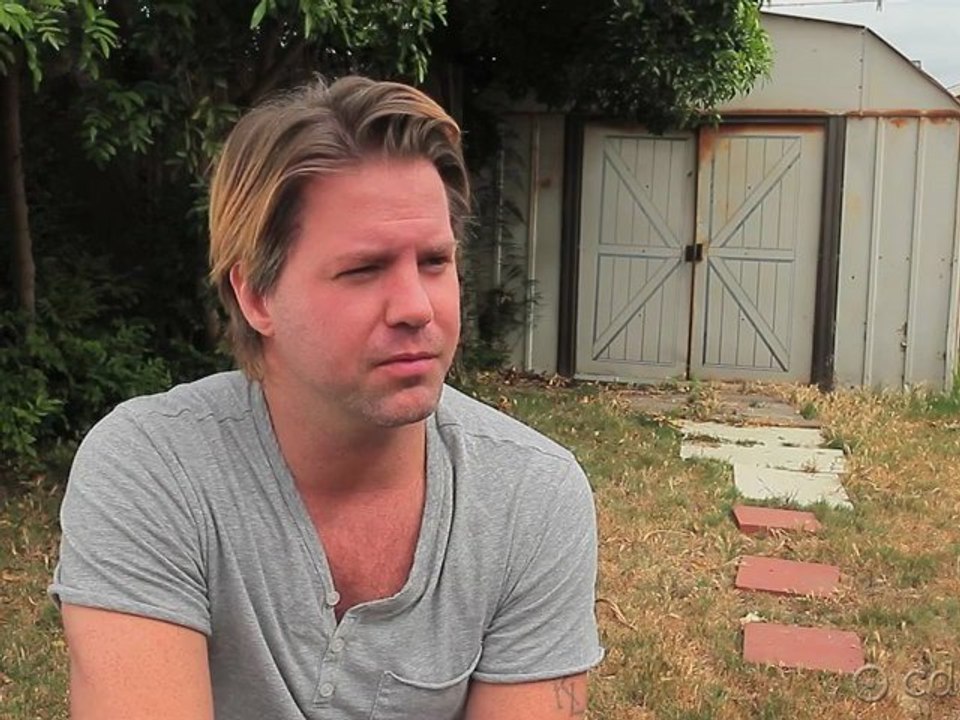 Kris Lewis - Trailer