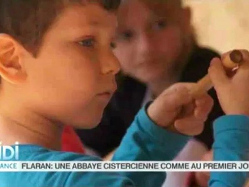 Atelier calligraphie pour enfants à l'Abbaye de Flaran