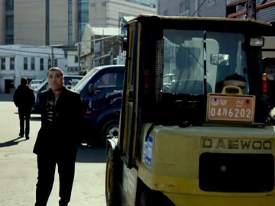 L.F.2012.E02