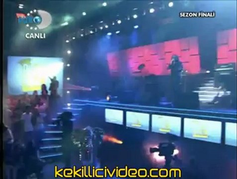 Hayko Cepkin Yol Gözümü Dağlıyor disko krali 25 06 2011 canli performans - kekillicivideo