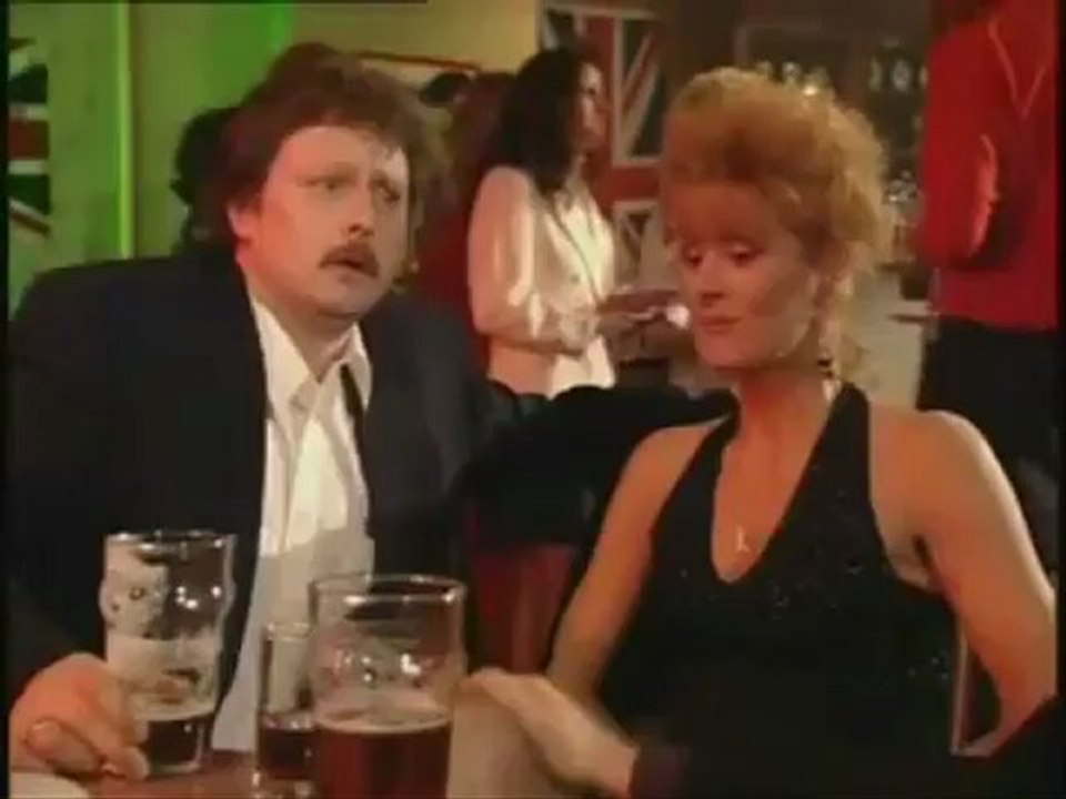 Coronation Street - Jim McDonald Turns Nasty And Hits Liz After Argument