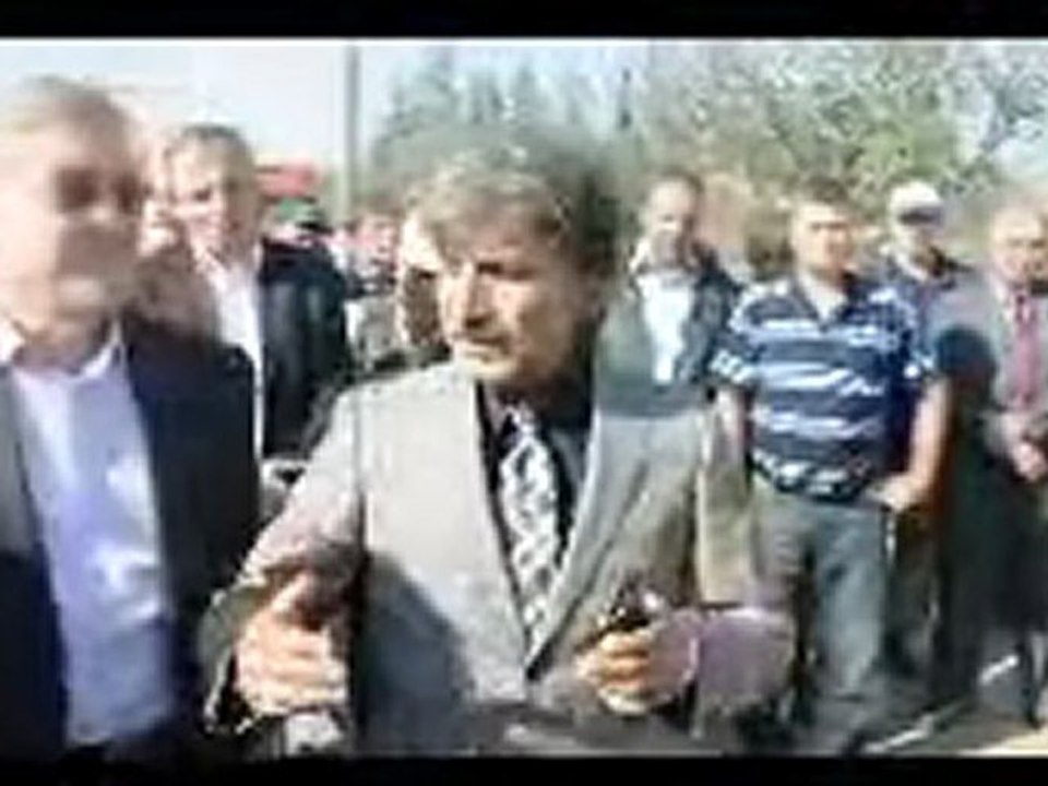KAMYONCULAR PAZARTESİ GÜNÜ OMYA MADENCİLİK ÖNÜNDE EYLEM YAPTILAR