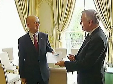 Louis Gallois préconise la baisse du coût du travail